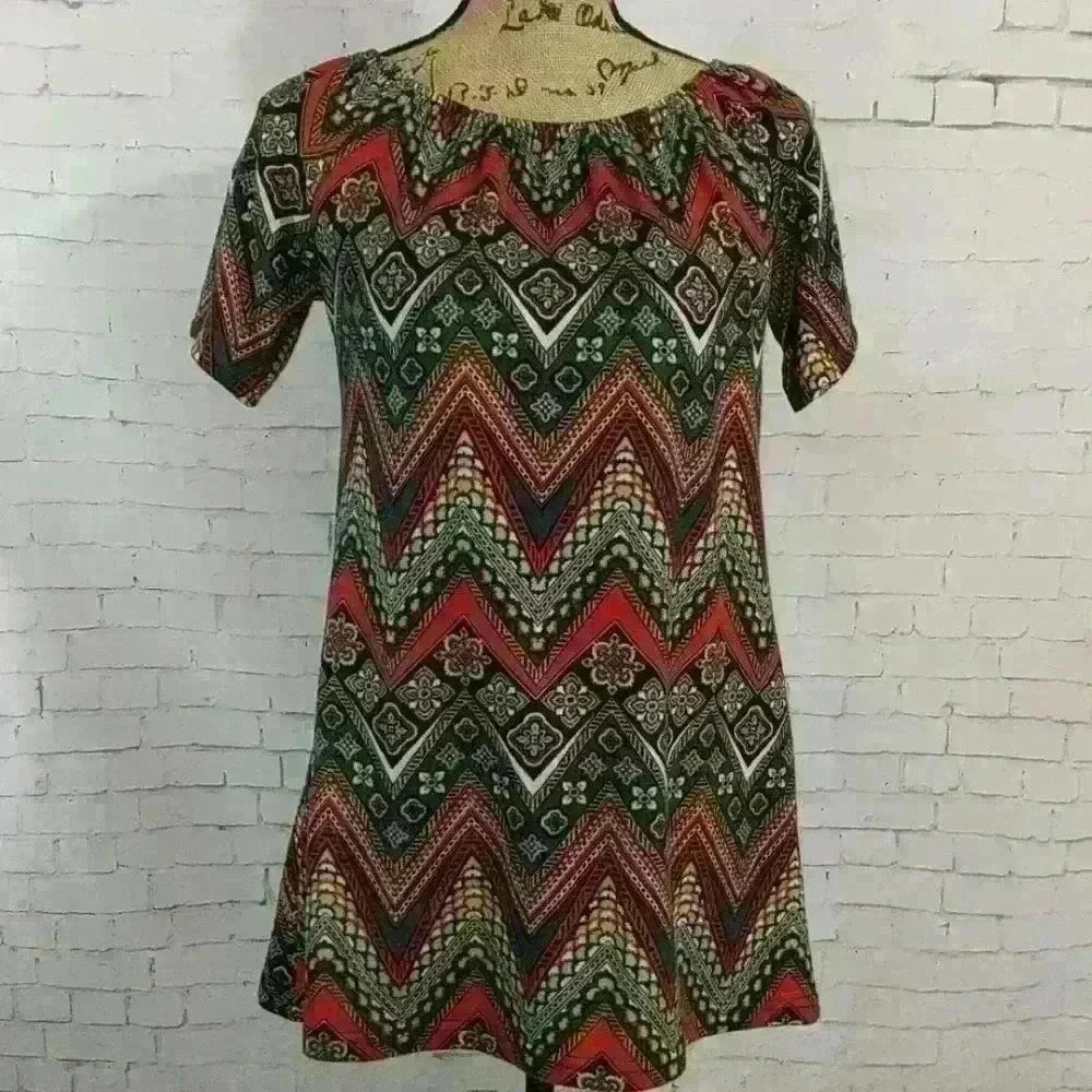 WIN WIN Patterned Chevron Bell Sleeve Tunic
